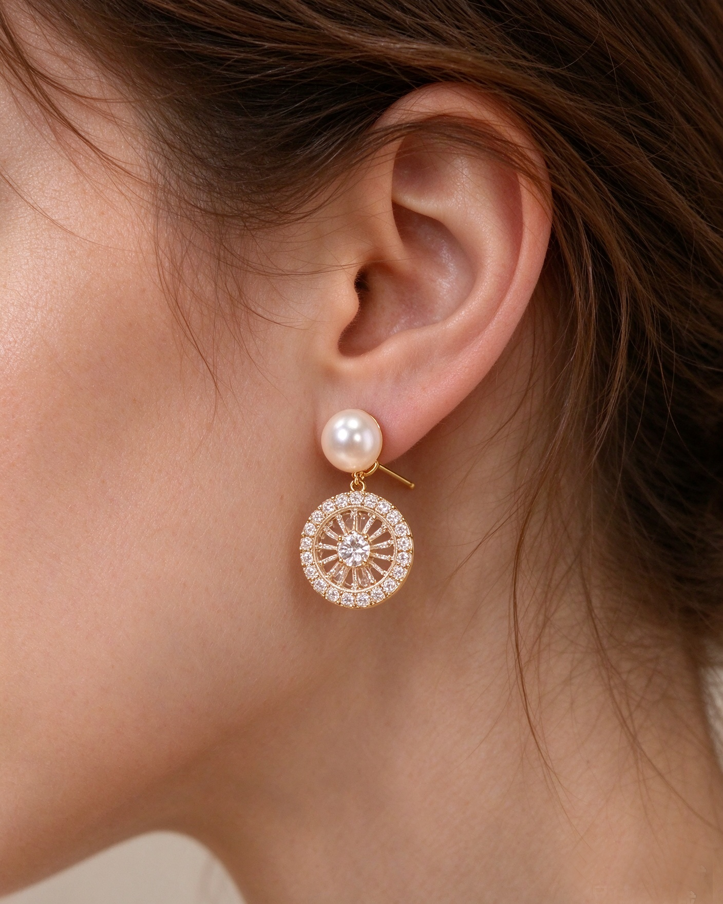 Gold Pearl Diamond Disk Earrings - 图片 4