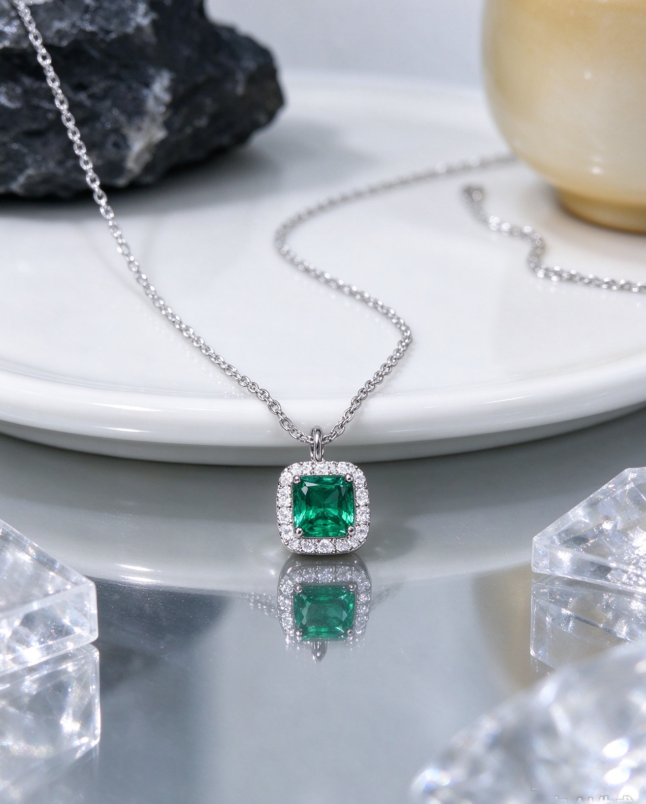 emerald-cushion-%c2%b7-halo-cushion-cut-emerald-pendant-necklace